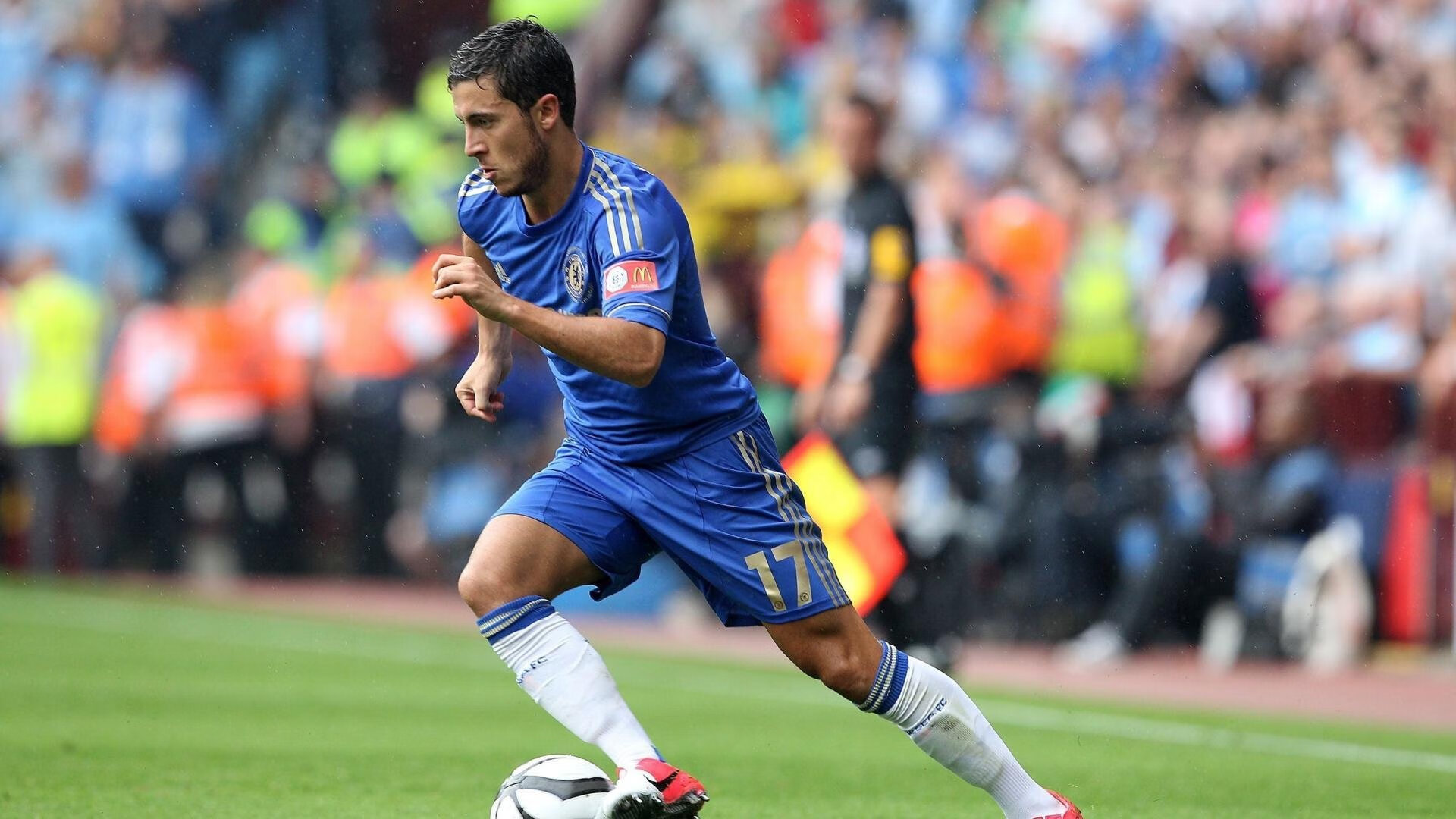 天才新星上演完美帽子戏法，助球队逆转夺冠